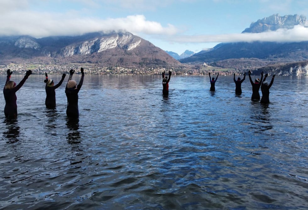 Marche aquatique dans le lac d'Annecy