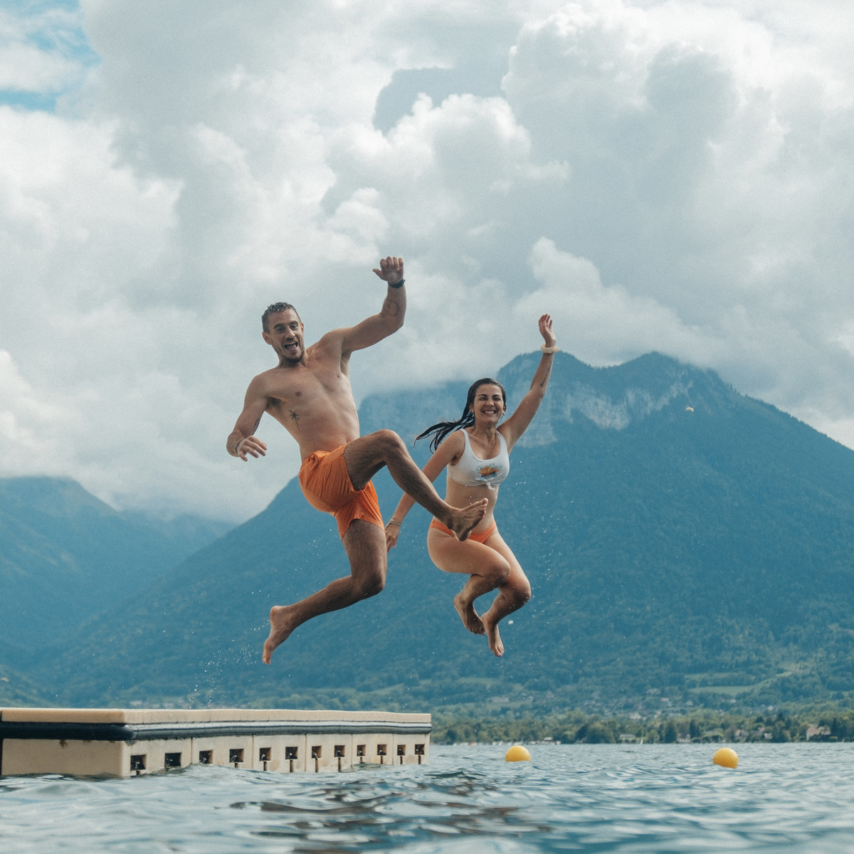 Baignade au lac d'Annecy